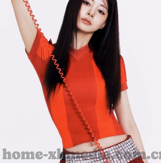 绝色人妻-绝色人妻，生活中的温柔与坚韧
